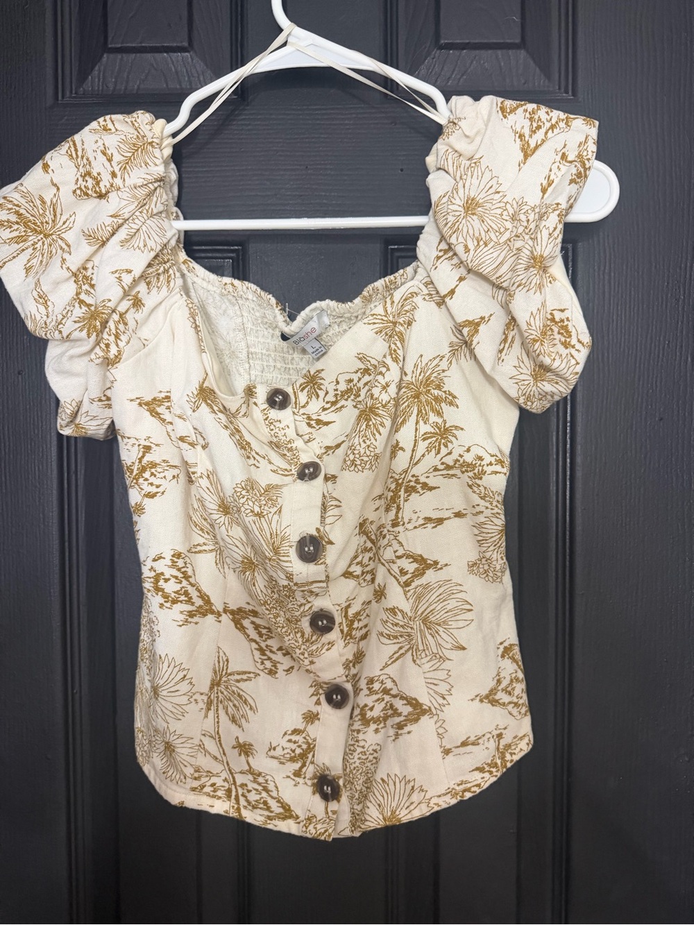 Cream Floral Button-Front Puff Sleeve Blouse